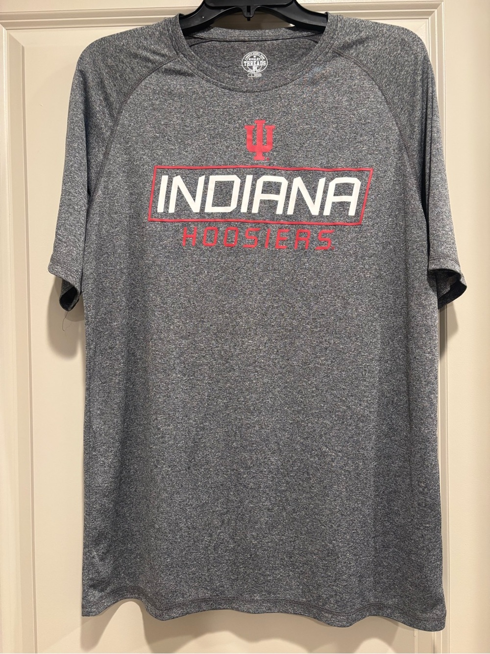 Rivalry Threads Men’s Gray Indiana Hoosiers Short Sleeve Tee with Logo Large